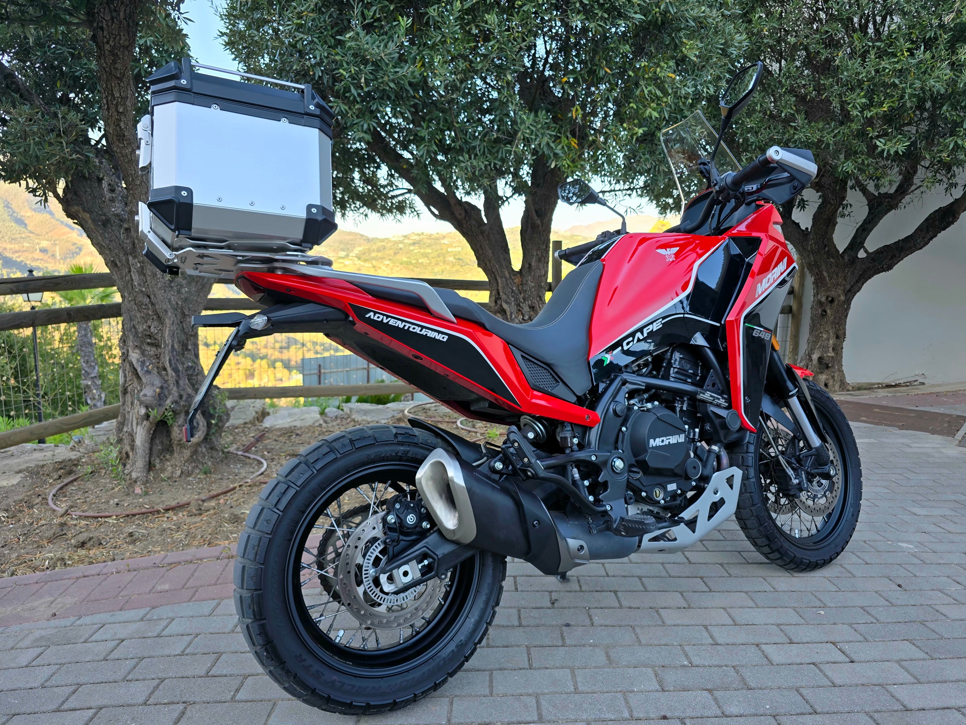 Moto Morini X-CAPE 650
