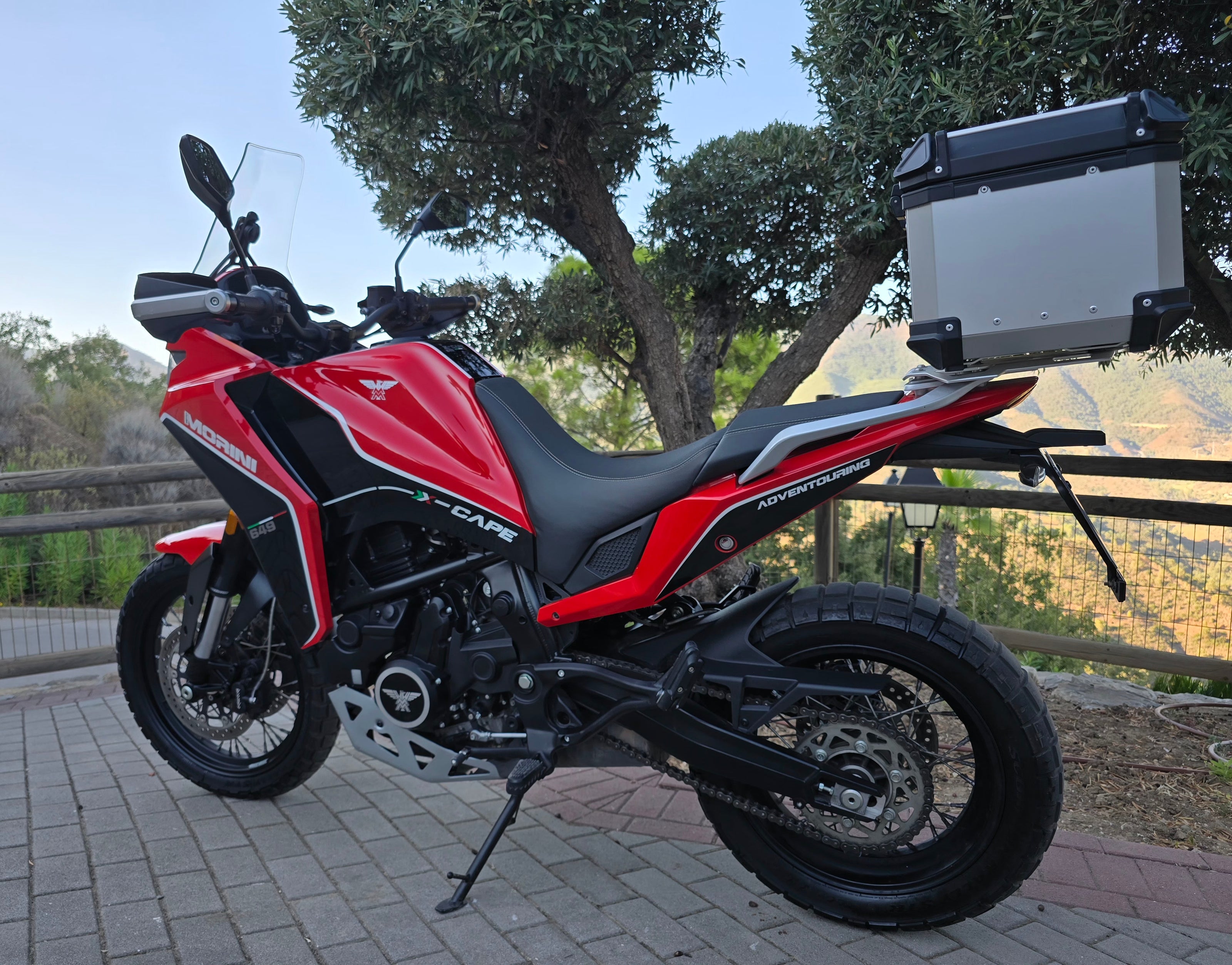 Moto Morini X-CAPE 650