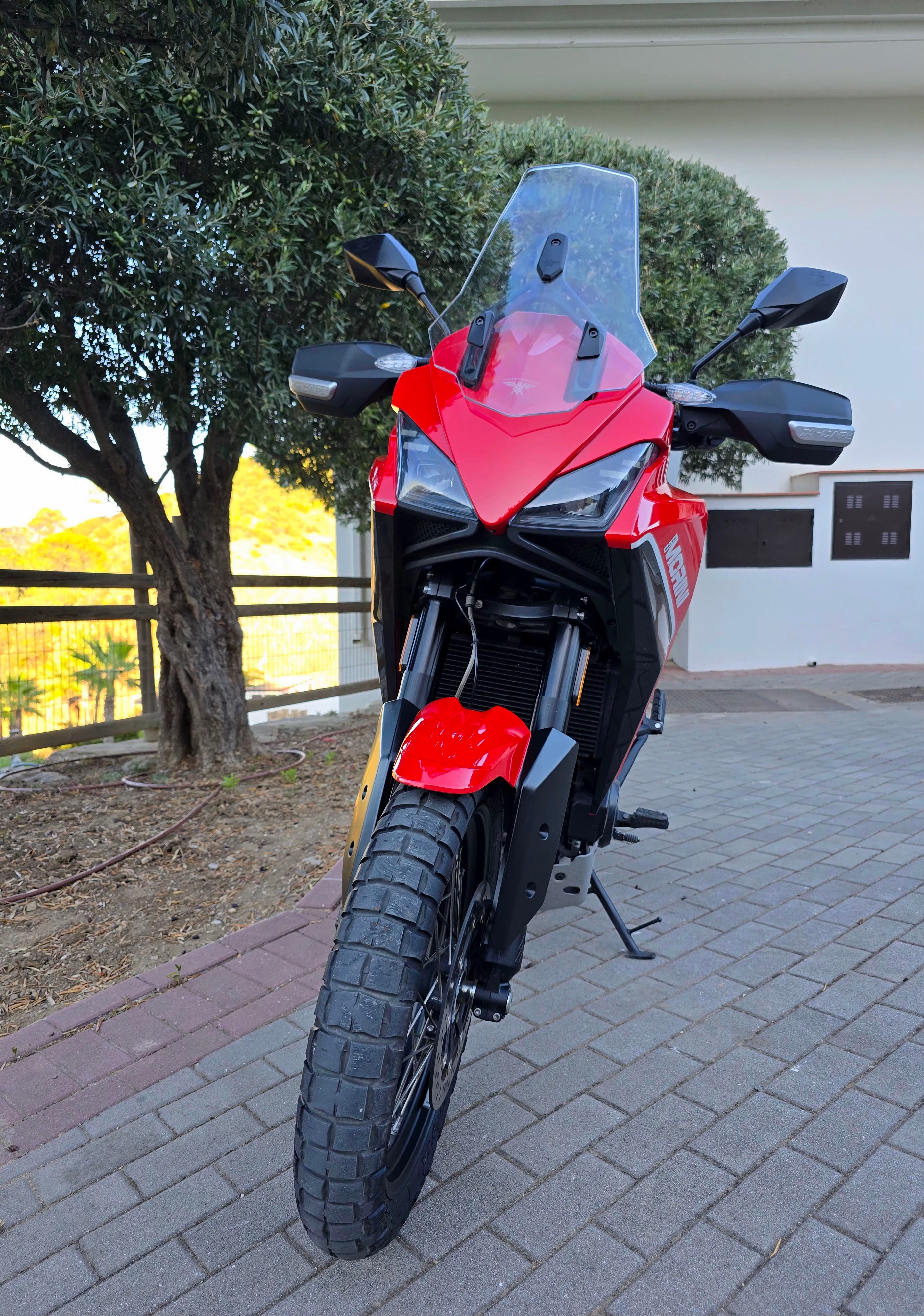 Moto Morini X-CAPE 650