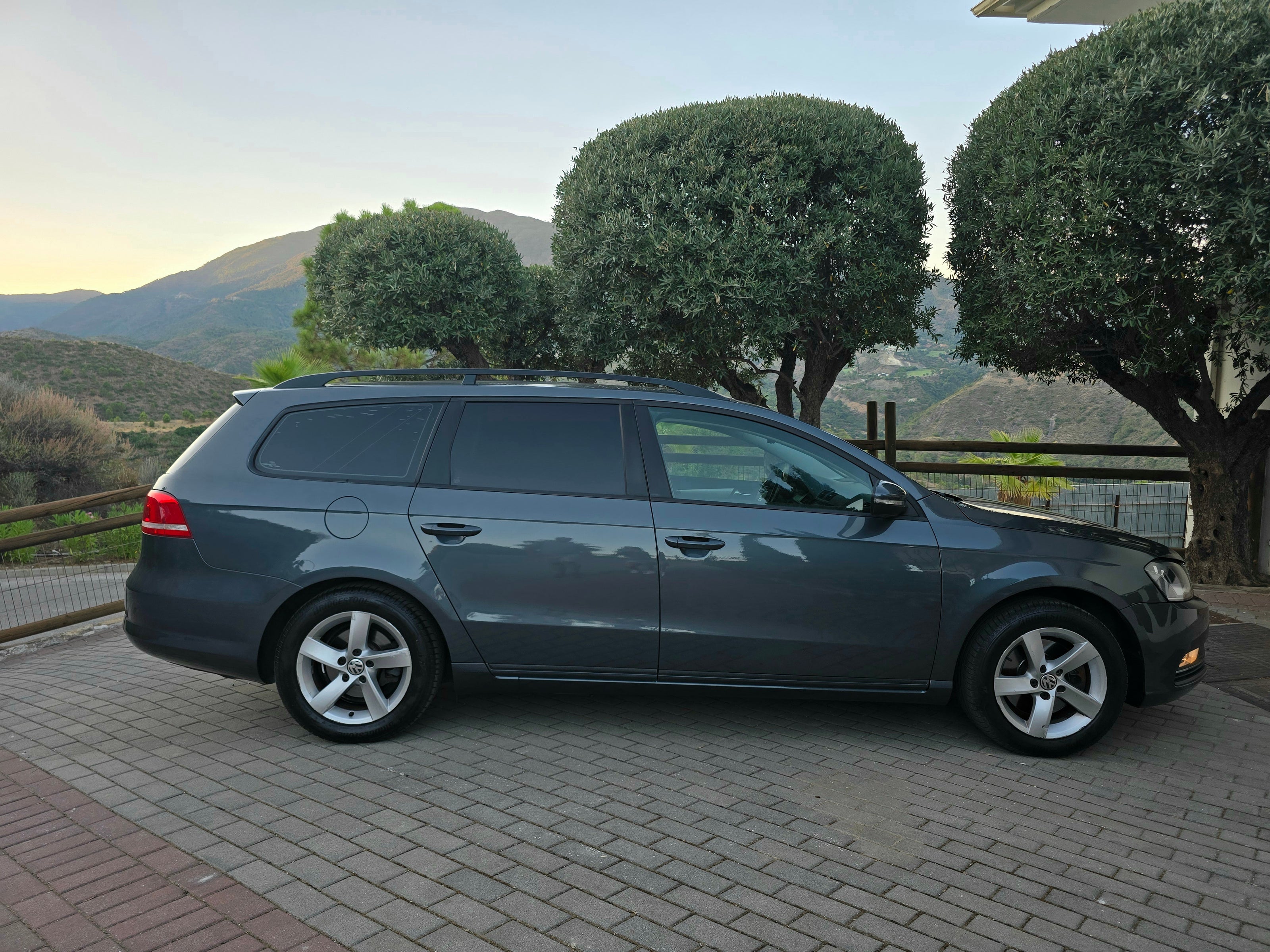 Volkswagen Passat 2.0 TDI 140cv Edition Tech