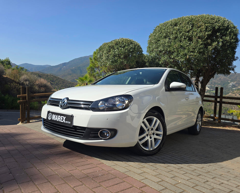 Volkswagen Golf VI 1.6 TDI Sport