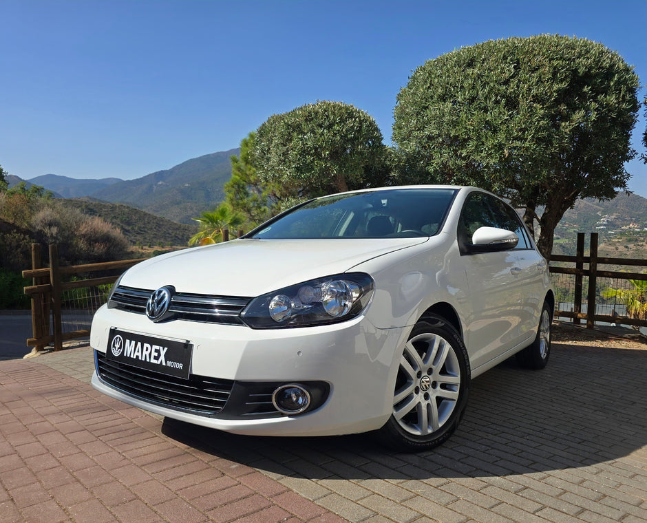 Volkswagen Golf VI 1.6 TDI Sport