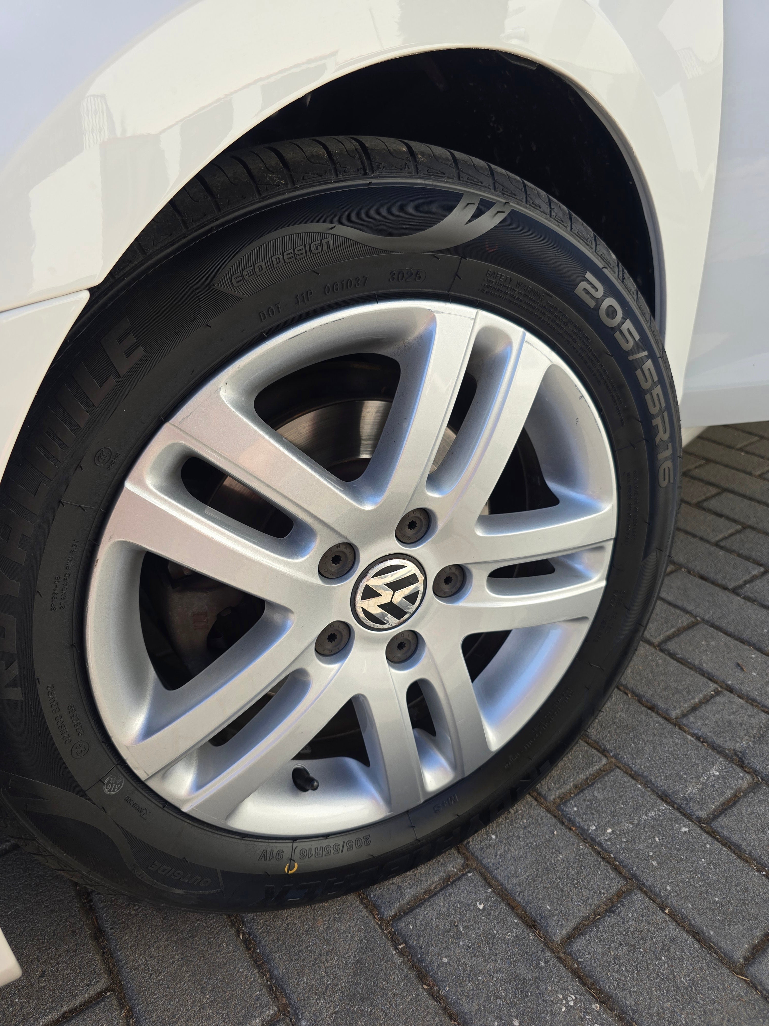 Volkswagen Golf VI 1.6 TDI Sport