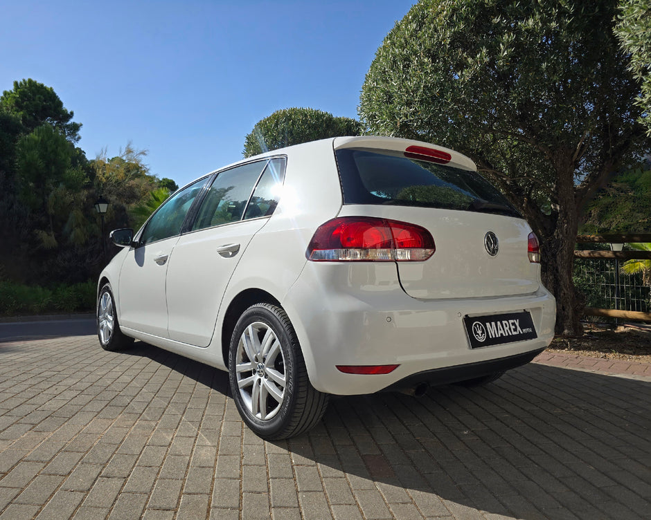 Volkswagen Golf VI 1.6 TDI Sport