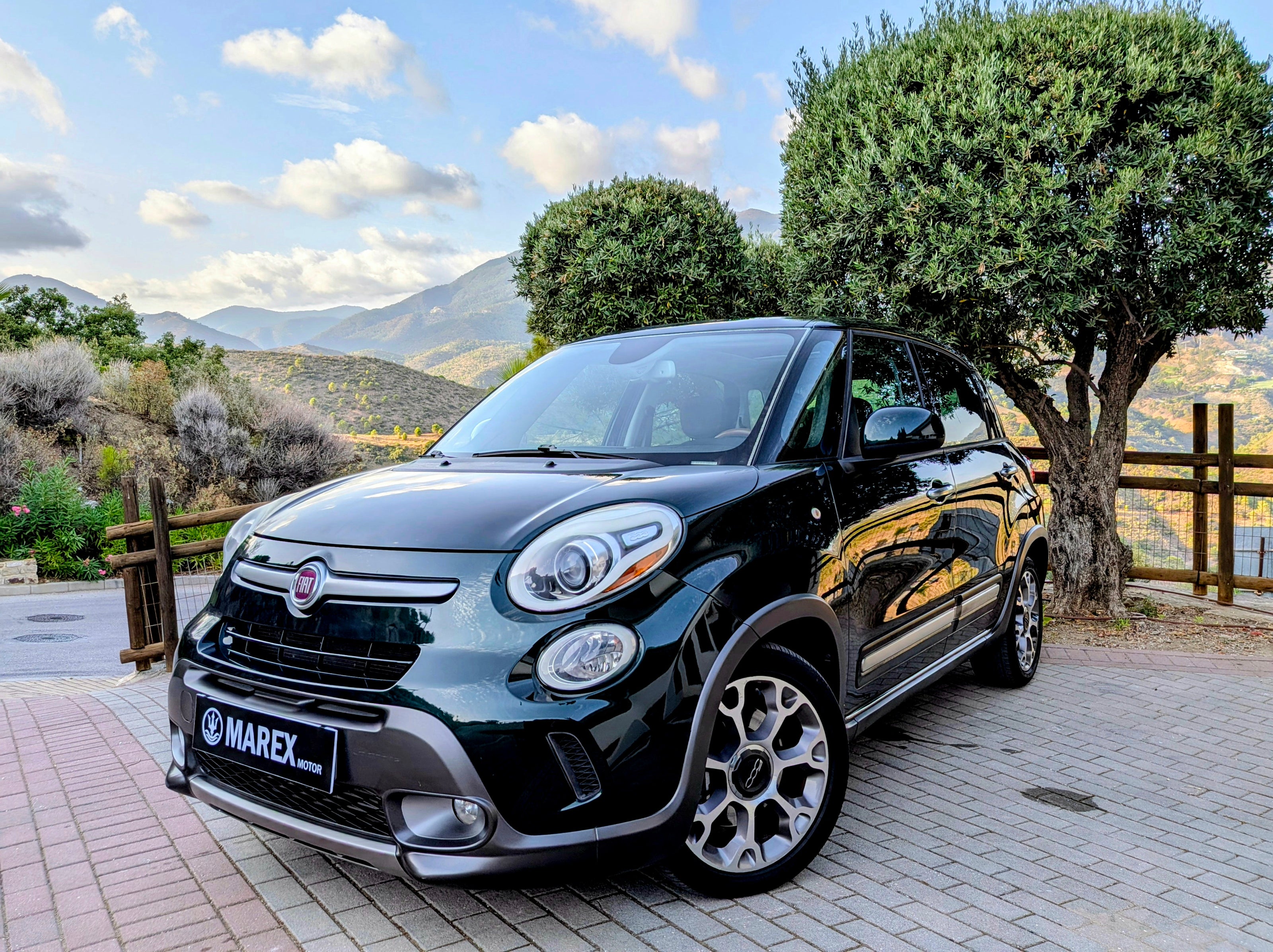 Fiat 500L 1.4 Turbo Cross